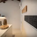 Xenios * אסיסי